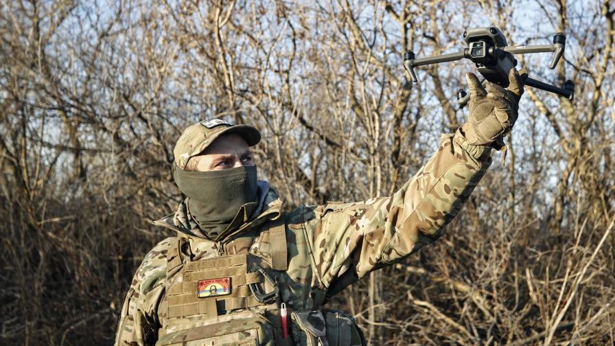 Rusia lanza misiles; Ucrania dice que derribó a la mayoría