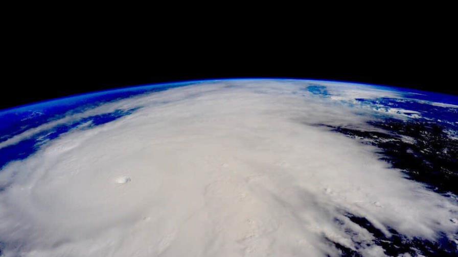 Un área de baja presión surge en el Atlántico tras la temporada ciclónica