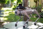 Diseñan un perro-robot capaz de guiar a personas con discapacidad