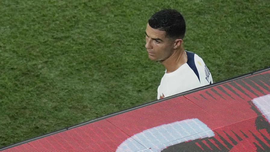 Cristiano pierde capitanía y será suplente en el partido Portugal-Suiza
