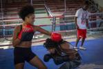 Cuba autoriza boxeo femenino y abre programa de fomento