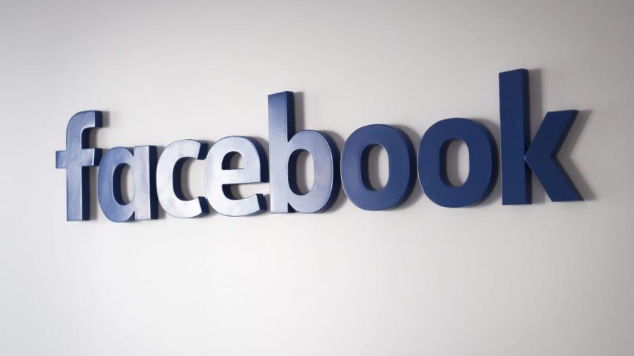 Comité de Facebook critica la verificación de cuentas de la plataforma Comité de Facebook critica la verificación de cuentas de la plataforma