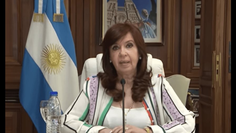 Cristina Fernández critica condena a seis años de cárcel