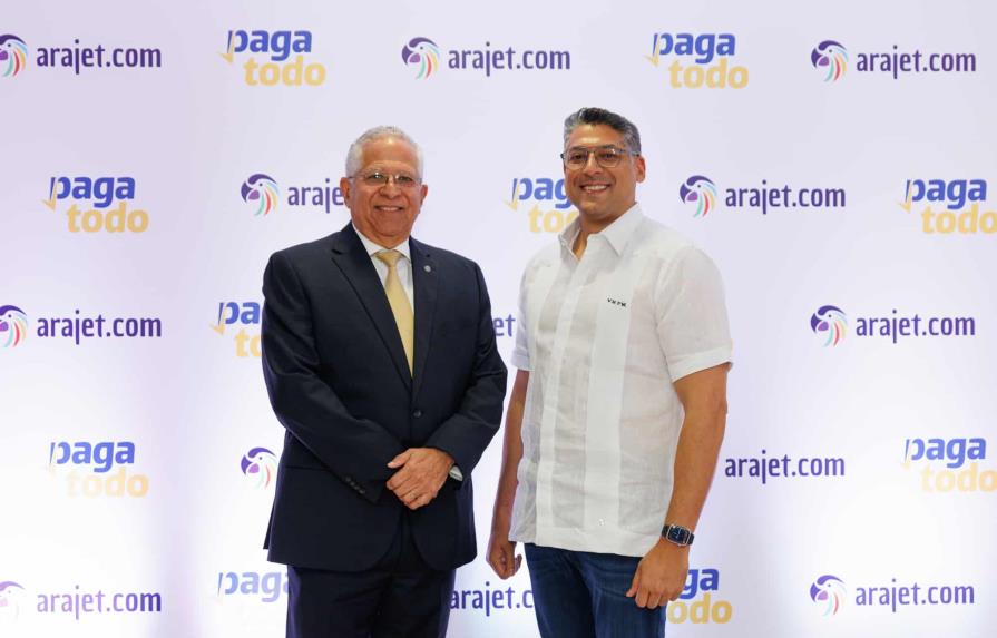 Pagatodo y Arajet firman alianza para habilitar pagos en efectivo