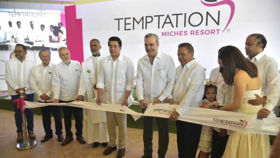 Abinader inaugura hoteles en Miches que fueron el primer palazo de su gobierno