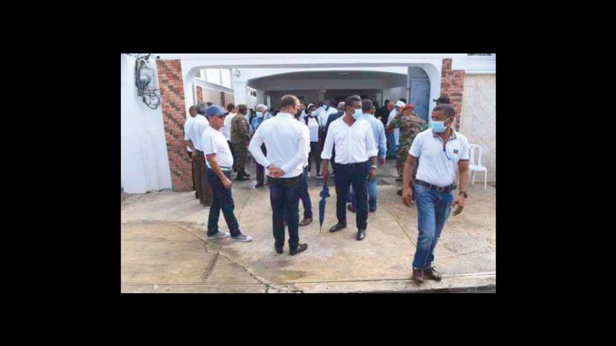 Sepultan hoy los restos de Amable Aristy Castro Sepultan hoy los restos de Amable Aristy Castro