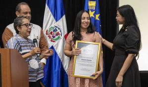 Reconocen a las magistradas Yeni Berenice Reynoso y Yohanna Bejar&aacute;n por luchar contra la trata