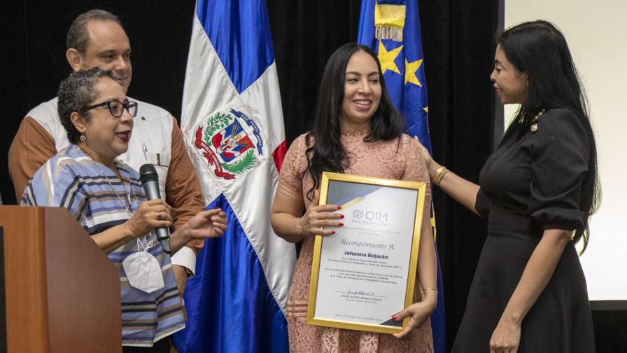 Reconocen a las magistradas Yeni Berenice Reynoso y Yohanna Bejarán por luchar contra la trata