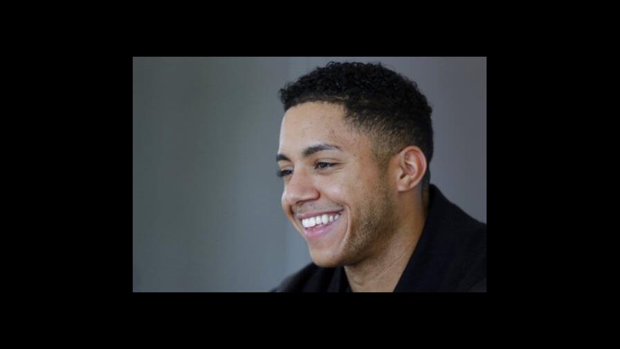 Jeremy Peña ayuda a que niños tengan acceso al deporte