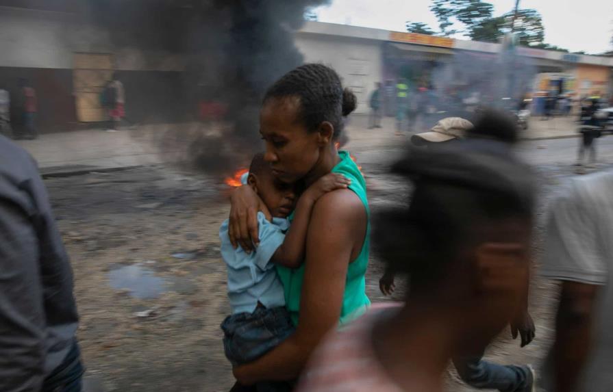 Cuba urge ayudar a Haití a salir de la crisis durante cumbre con Caricom