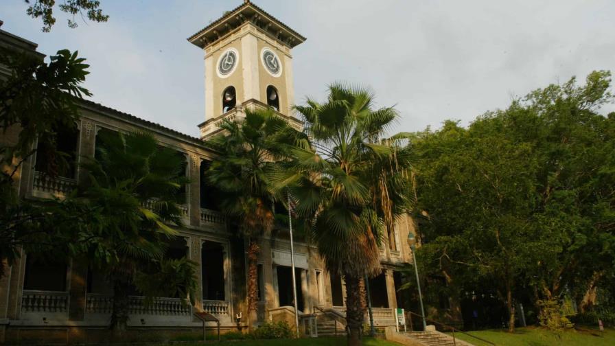 Desalojan una universidad de Puerto Rico por amenaza de artefacto explosivo