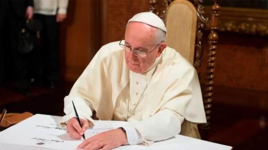 El papa establece que fundaciones vaticanas pasen al control de la Santa Sede El papa establece que fundaciones vaticanas pasen al control de la Santa Sede