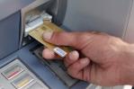 Apresan en Santiago dos personas por robo de tarjetas bancarias
