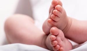 Dejan abandonada bebé en inmediaciones de ministerios de Medio Ambiente y Turismo