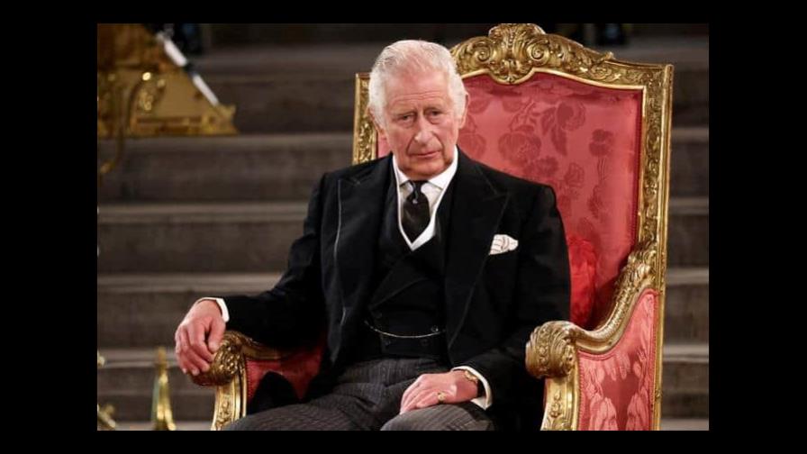 Carlos III visitará el Parlamento británico Carlos III visitará el Parlamento británico