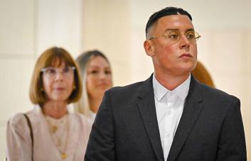 Cosculluela enfrenta vista preliminar por violencia de género