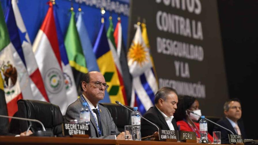 Canciller de Perú dice que Castillo dio un golpe de Estado y pide ayuda internacional Canciller de Perú dice que Castillo dio un golpe de Estado y pide ayuda internacional