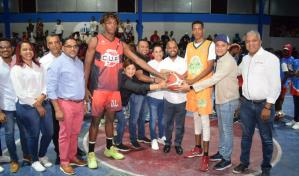 EBA y Pantoja triunfan en la apertura  del baloncesto Superior de Los Alcarrizos