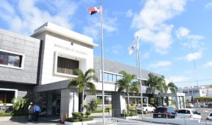 Standard & Poor´s mejora calificación crediticia de la República Dominicana