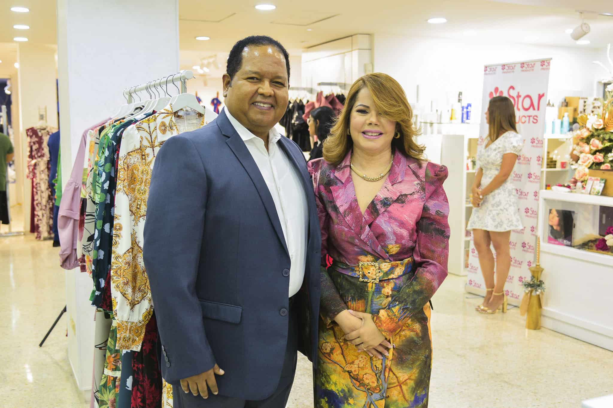 Carlos Ramírez y Kathy Grullón.