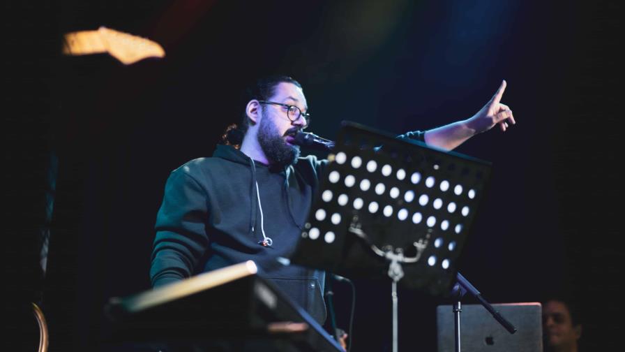 Cantautor Manerra celebra el cierre de su gira Cantautor Manerra celebra el cierre de su gira