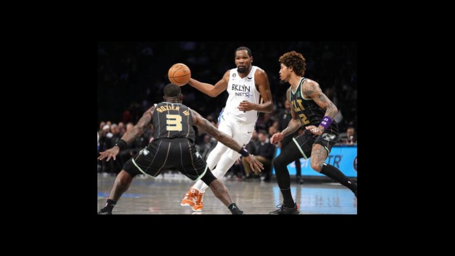 Con ayuda de Irving y Durant, Nets superan a Hornets
