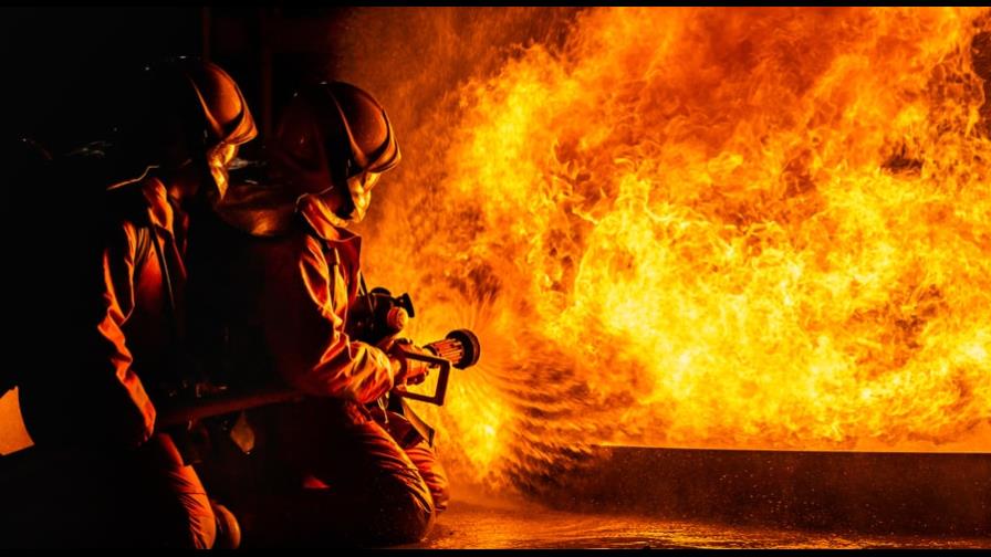Mueren dos bomberos en fuego en Pensilvania, encuentran cuerpo Mueren dos bomberos en fuego en Pensilvania, encuentran cuerpo
