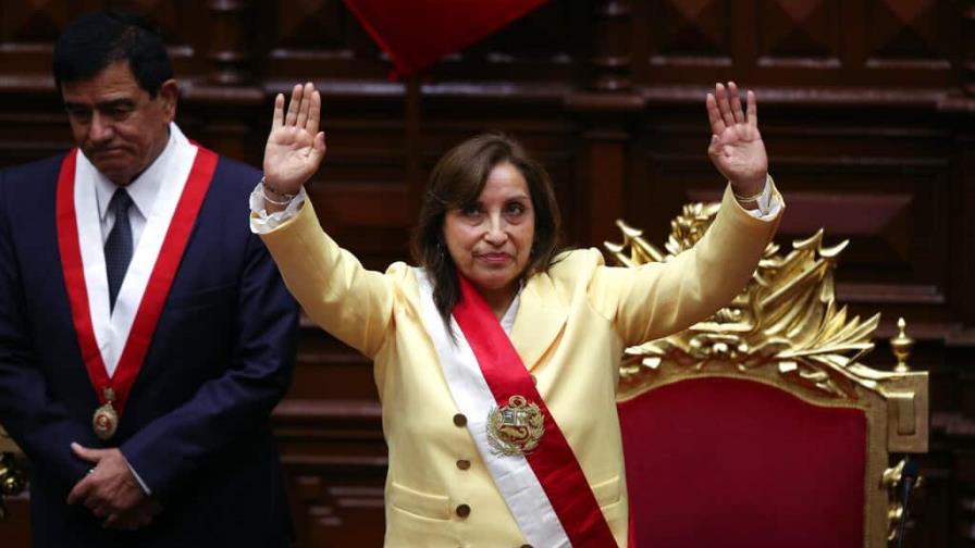 Dina Boluarte, la primera mujer presidenta de Perú