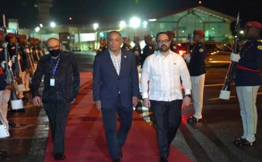 Un presidente, un primer ministro y dos vicepresidentes confirmaron asistencia a reunión del SICA Un presidente, un primer ministro y dos vicepresidentes confirmaron asistencia a reunión del SICA