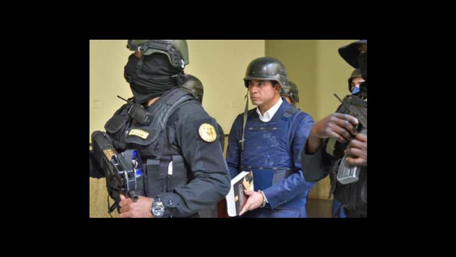 Adán Cáceres ya salió de la cárcel de Najayo y está en su residencia