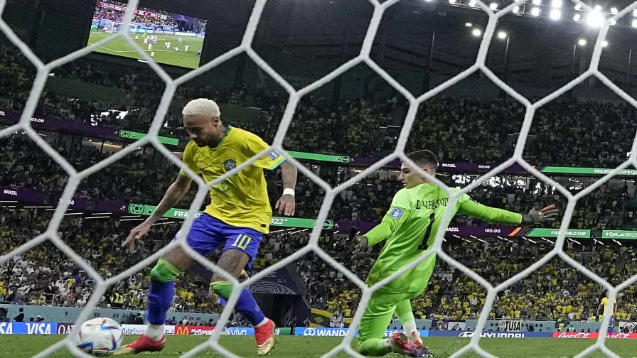 Neymar anota y empata a Pelé como máximo anotador de Brasil