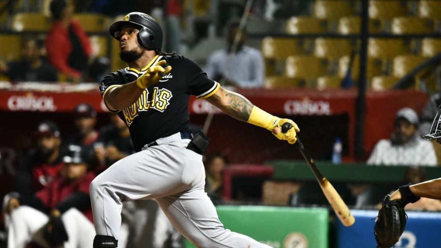 Águilas prestan a Eguy Rosario a Cangrejeros de Santurce