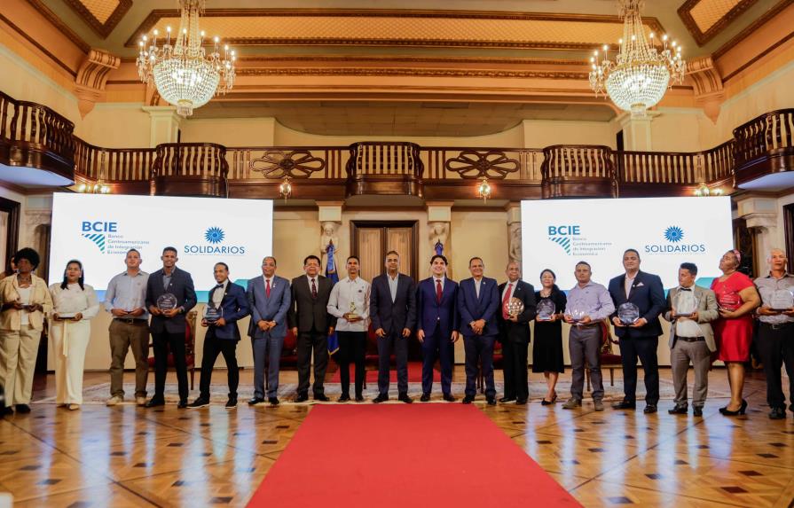 BCIE celebró la segunda entrega de los Premios Solidarios a la Microempresa