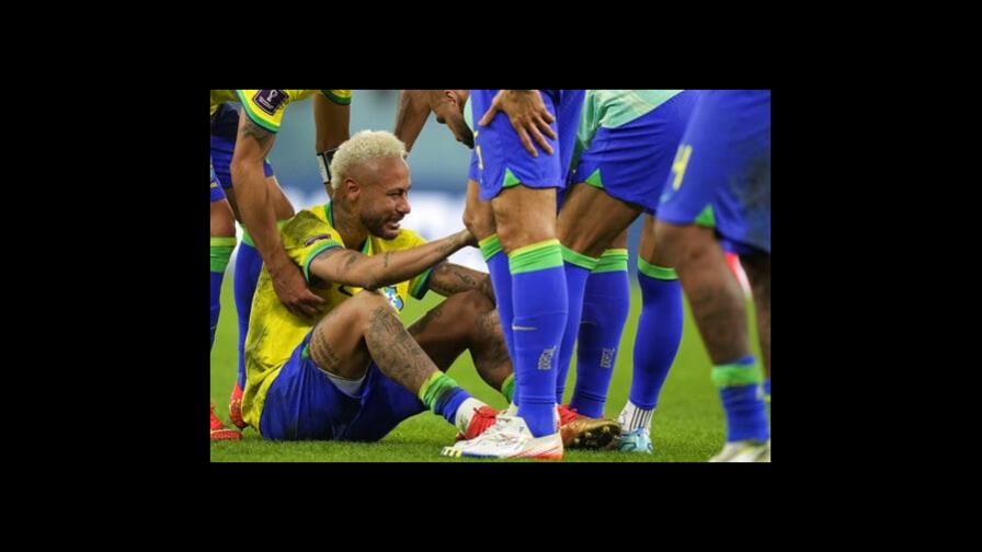 Neymar empata el récord de Pelé pero se va llorando