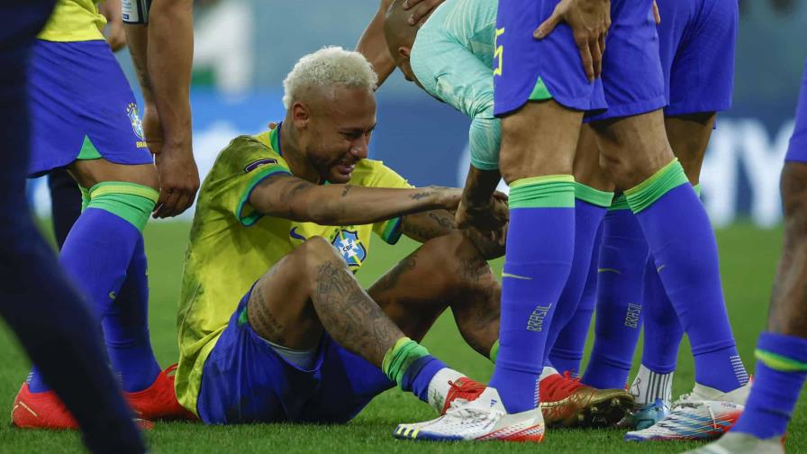 Estoy destruido y dolerá por mucho tiempo, afirma Neymar tras eliminación del Mundial