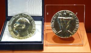 Activistas defienden la labor de sociedad civil al recibir el Nobel de la Paz