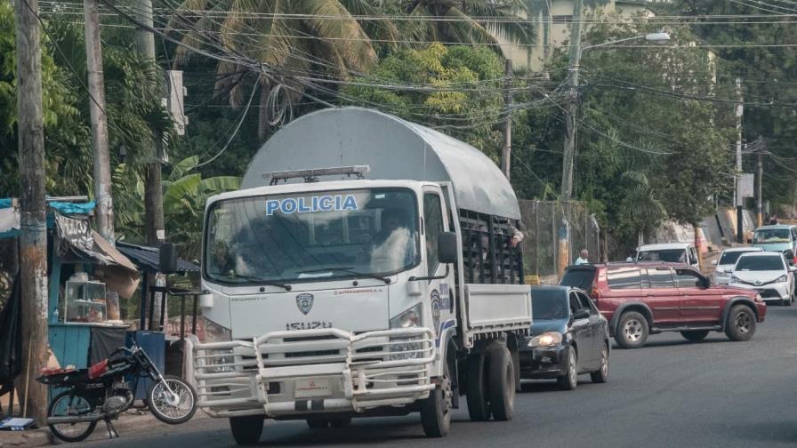 Ausencia de agentes de la Policía Nacional en Santo Domingo Este Ausencia de agentes de la Policía Nacional en Santo Domingo Este
