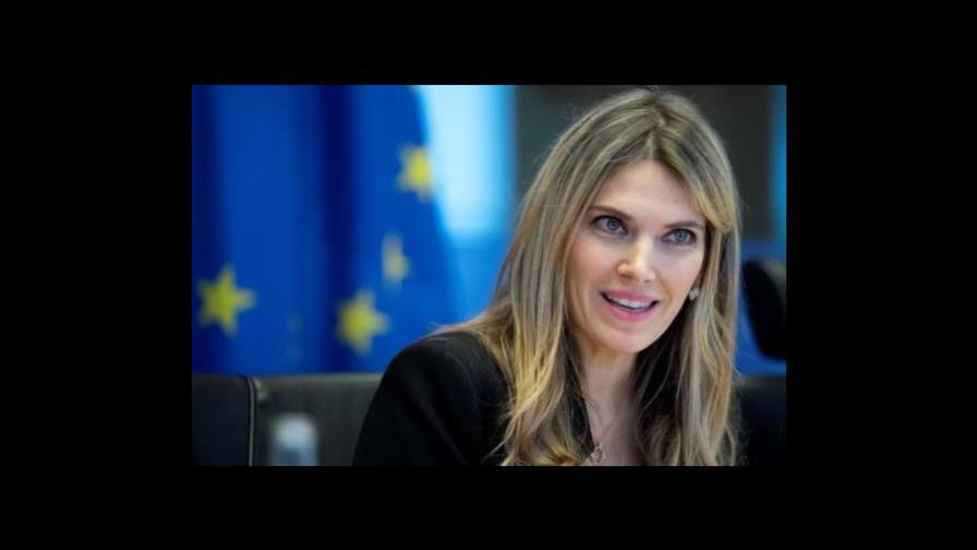 Juez imputa y mantiene en prisión a la vicepresidenta de la Eurocámara