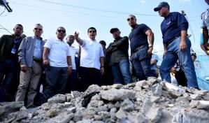 Caasd y Alcaldía encabezan jornada de limpieza de cañada en Santo Domingo Este