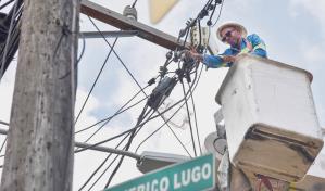 Distribuidoras de electricidad continúan presentando pérdidas por encima del 35 %