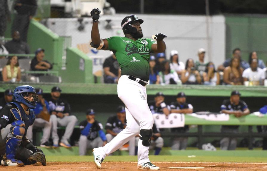 Con jonrón de Pimentel  en el noveno las Estrellas vencen al Licey