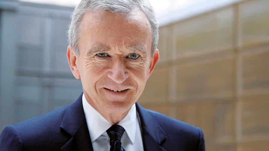 Bernard Arnault destrona a Elon Musk como el hombre más rico del mundo
