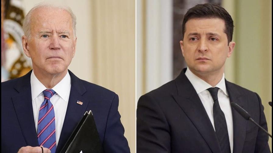 Joe Biden reafirma apoyo a Ucrania en conversación con Zelenski