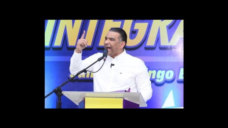 Proponen a Luis Alberto como candidato a alcalde del PLD en Santo Domingo Este Proponen a Luis Alberto como candidato a alcalde del PLD en Santo Domingo Este