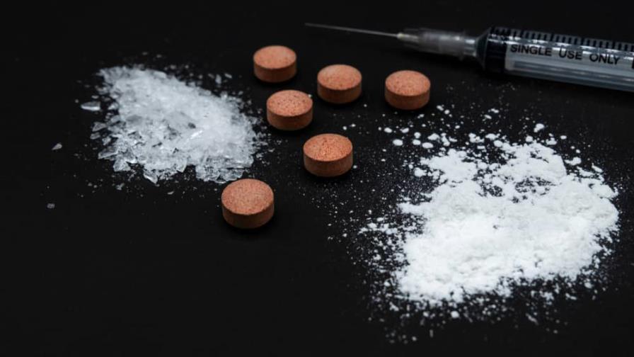 Condenan a hombre en Florida a 10 años por enviarse a sí mismo metanfetamina