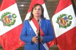 Presidenta de Perú propone adelantar elecciones tras protestas que dejan dos muertos
