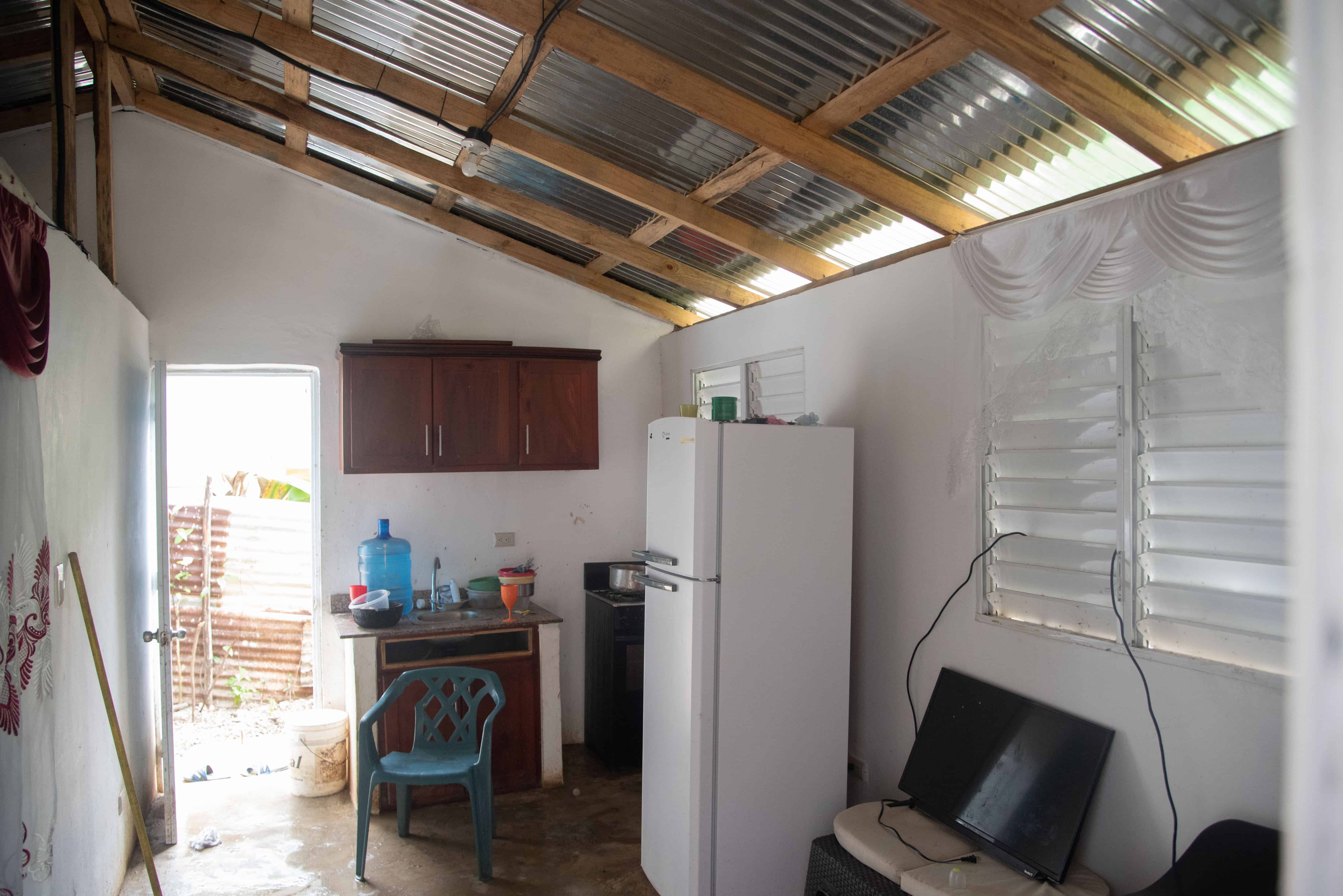 Interior de la nueva vivienda de la joven madre.