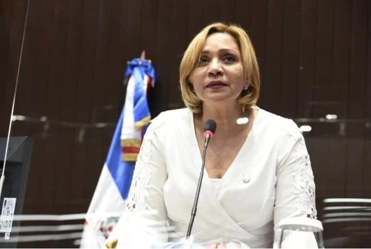 Designan a diputada Soraya Suárez para coordinar investigaciones quitarían curul a legislador Gutiérrez