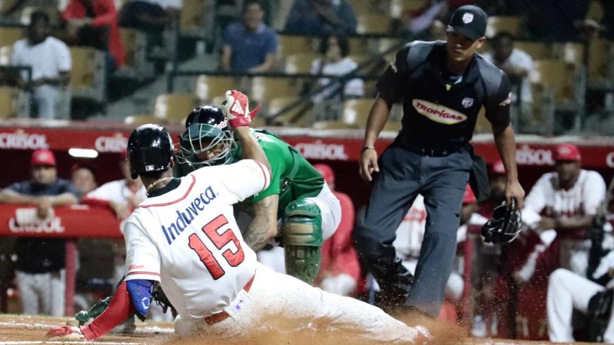 El Escogido derrota a las Estrellas y se aferra a la épica para forzar el desenlace