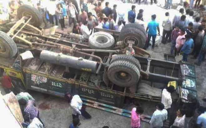 Al menos 18 invitados a una boda mueren en accidente de autobús en Nepal